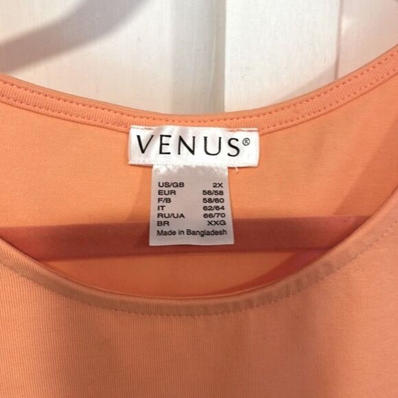 Venus long dress with side ruching size 2X sizes out XL - Picture 2 of 5